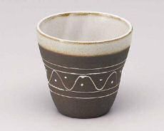 つなぎ紋黒広口カップ 大・小