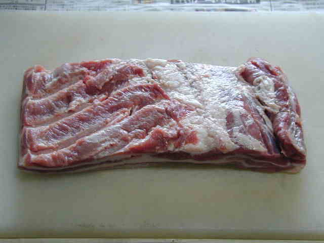 材料の豚バラ肉